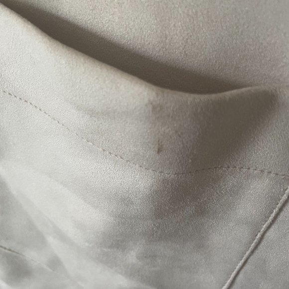 Aritzia Vegan Suede T-Shirt Shacket - Picture 5 of 11